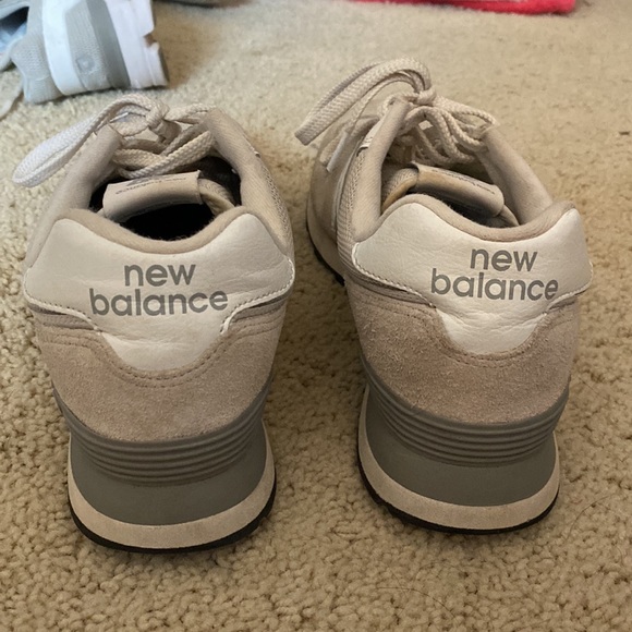 New Balance 547 - Picture 3 of 4